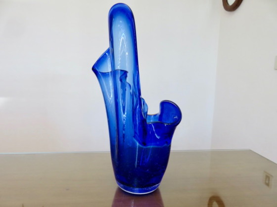 Grand vase "Mouchoir" en verre soufflé bleu cobalt, années 60 – Glass (photo 10 of 14)