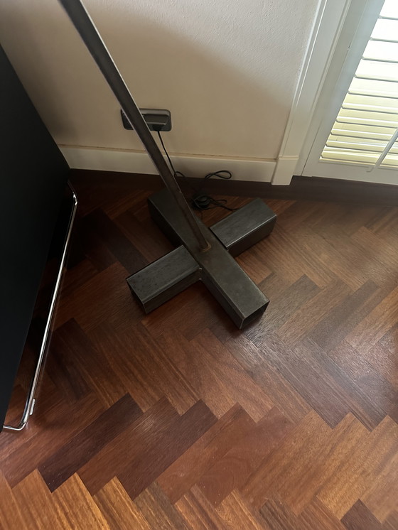 Image 1 of Robust industrial floor lamp in perfect condition