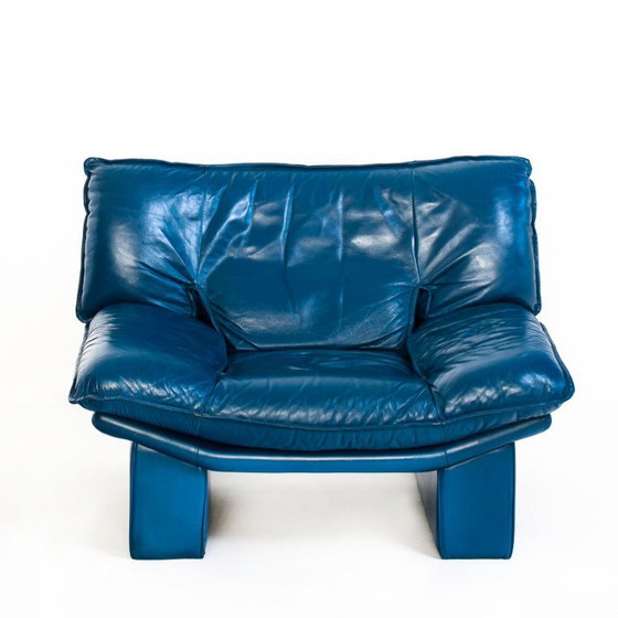 Poltrona e pouf vintage in pelle blu di Nicoletti Salotti - Italia anni '80 – Avanti - Italia, Poltrone (photo 6 of 21)
