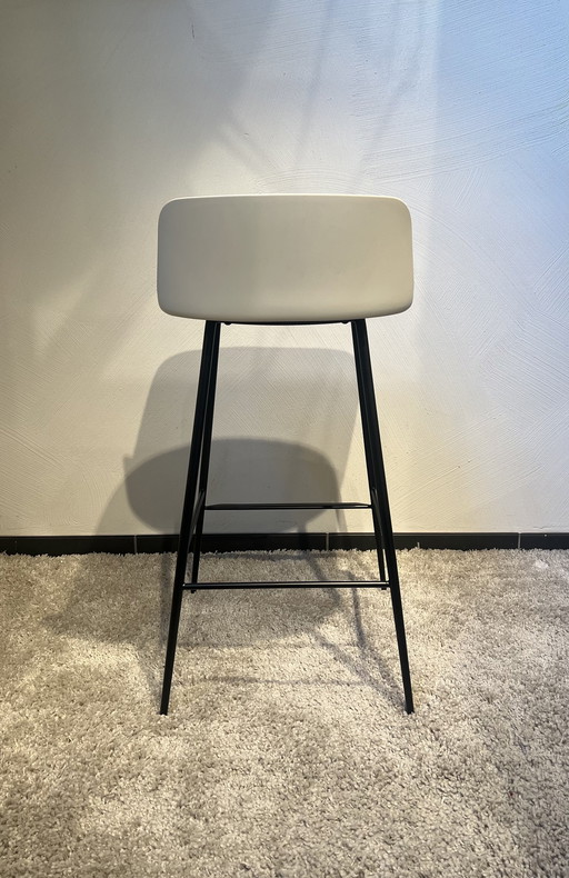 &Tradition - Rely Counter Stool HW82