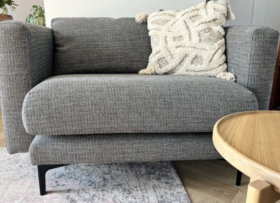 Image 1 of Bellissima poltrona realizzata con divano 4*6