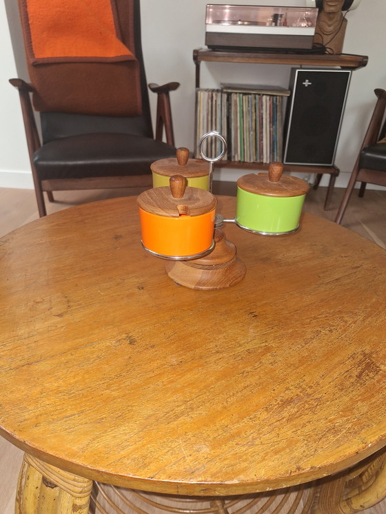 Image 1 of Mesa de centro única de ratán y bambú de la década de 1950