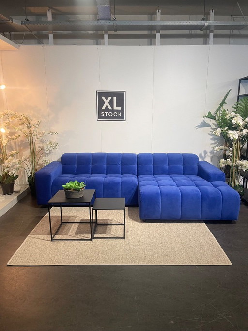 XL STOCK lounge chairs
