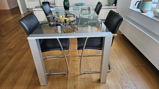 Table de laveur de vitres, 4 Chaises de salle à manger Leolux table 1.90x90x75