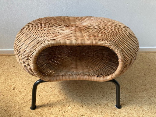 Tabouret en rotin avec rangement