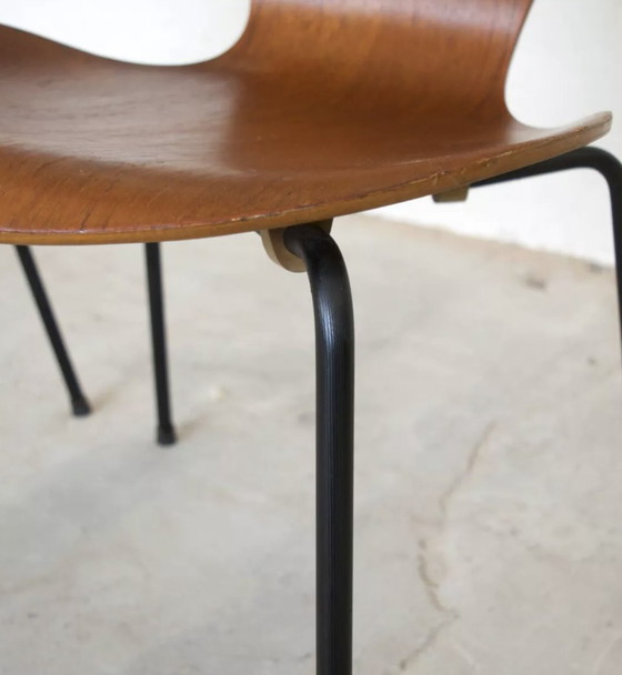 Image 1 of Modell 3107 Esszimmerstühle aus Teakholz von Arne Jacobsen für Fritz Hansen, 3er-Set