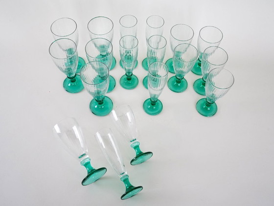 Image 1 of Set di bicchieri da vino e champagne, anni '70, made in Italy