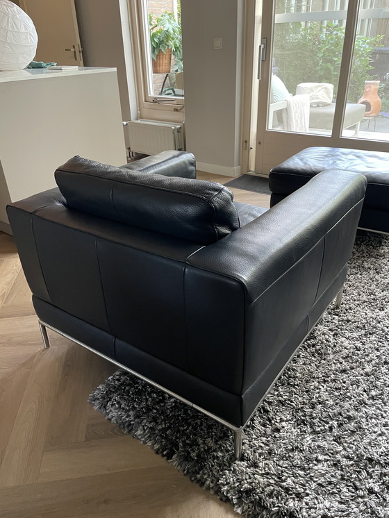 Image 1 of Ensemble de 2 fauteuils en cuir et 1 tabouret