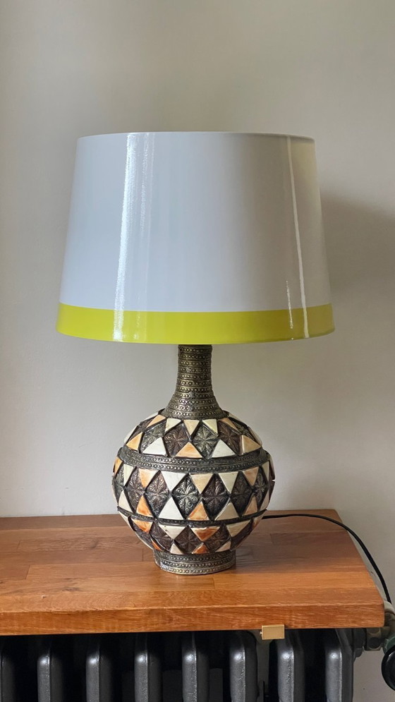 Image 1 of Vintage handgemaakte lamp, aardewerk en verzilverd metaal