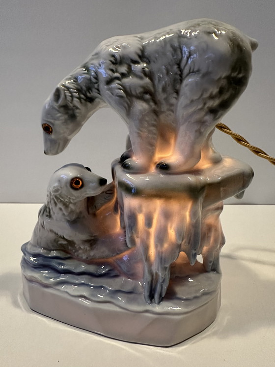 Image 1 of Art Deco (fragrance) lamp - polar bears