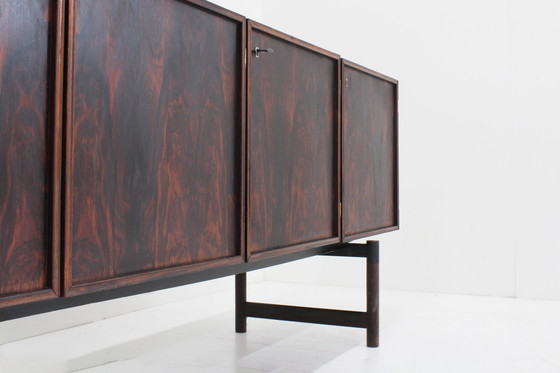 Image 1 of Buffet vintage en bois de rose du Mid Century