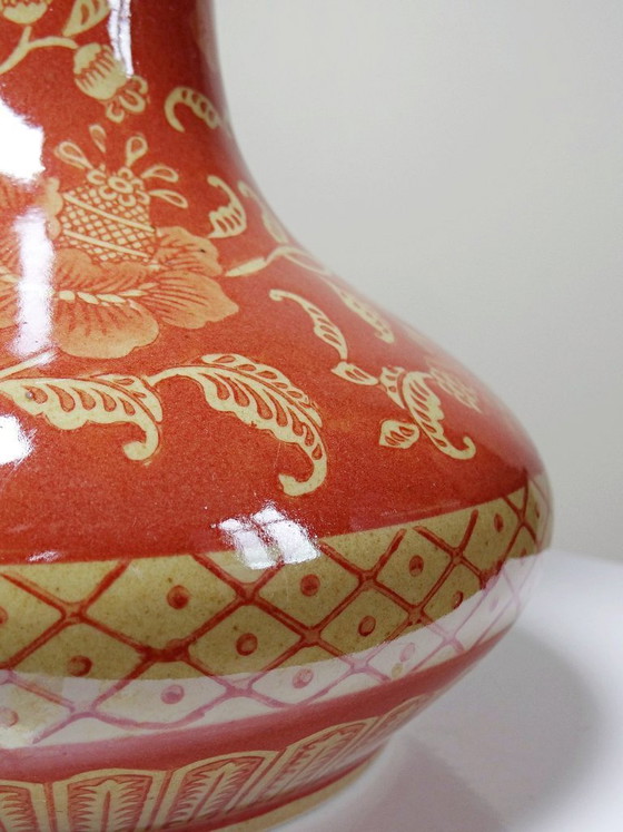 Image 1 of Chinese vase, 20th century, hand-painted ceramic, unusual shade of red