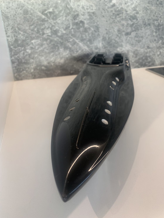 Image 1 of Offshore Gentleman's Racer di Serge Leibovitz