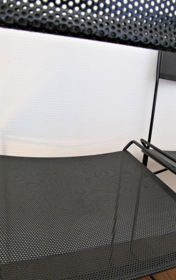 paire chaises métal perforé acier années 80 – Chaises de salle à manger, Metal (photo 9 of 19)