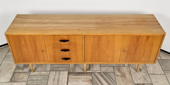 Vintage Long Sideboard, 1960s, Czechoslovakia – Wood (photo 5 of 19)