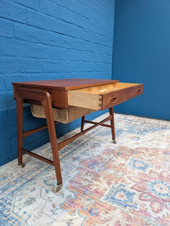 Image 1 of Table d'appoint vintage | table à couture, Poul Dinesen, années 1960