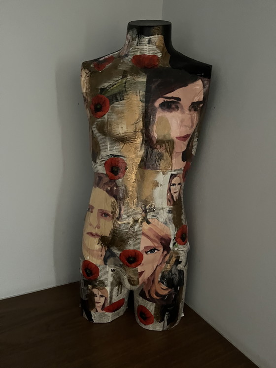 Image 1 of Manichini decorati