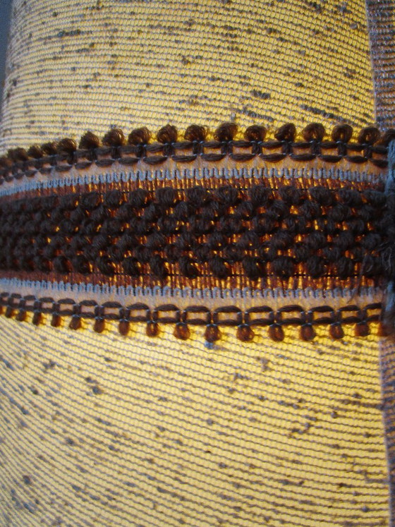Image 1 of Bellissima lampada da terra a lava, di grandi dimensioni, dei primi anni '70.