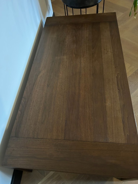 Image 1 of Table basse en noyer