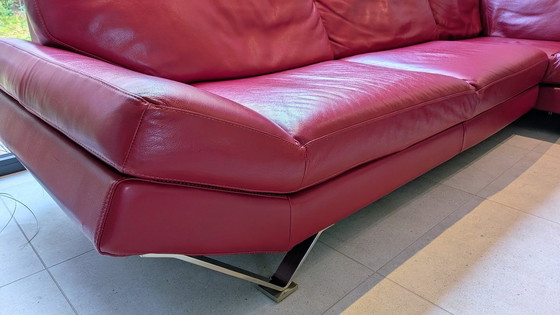 Image 1 of Canapé d'angle Natuzzi avec pouf