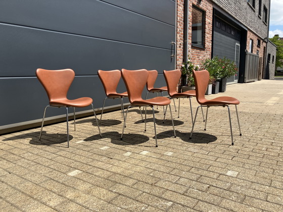 Image 1 of Fritz Hansen Series 7 Butterfly Chairs, Cognac Leather, NEW condition