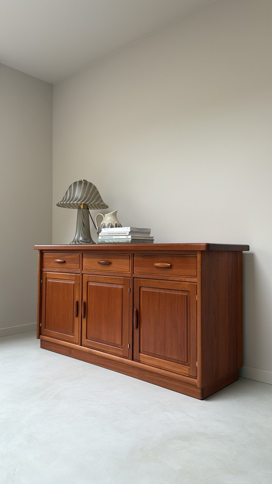 Image 1 of Vintage wooden Dyrlund cabinet / sideboard