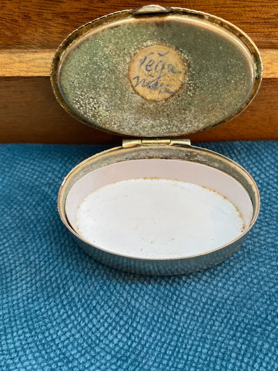 Antique purse box in banded agate and silver-plated metal with rocaille engraved decoration (photo 3 of 3)