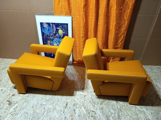 Image 1 of CASSINA Paire de fauteuils Utrecht 637 NEUF 2026 en laine KVARD Moutarde par Gerrit Rietveld