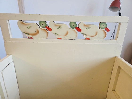 Image 1 of Antiek ledikantje