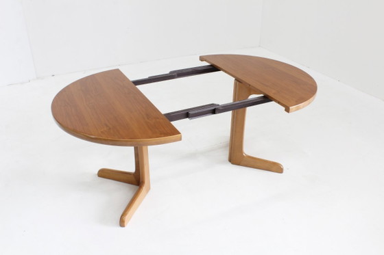 Image 1 of Vintage Danish round extendable dining table 1960s
