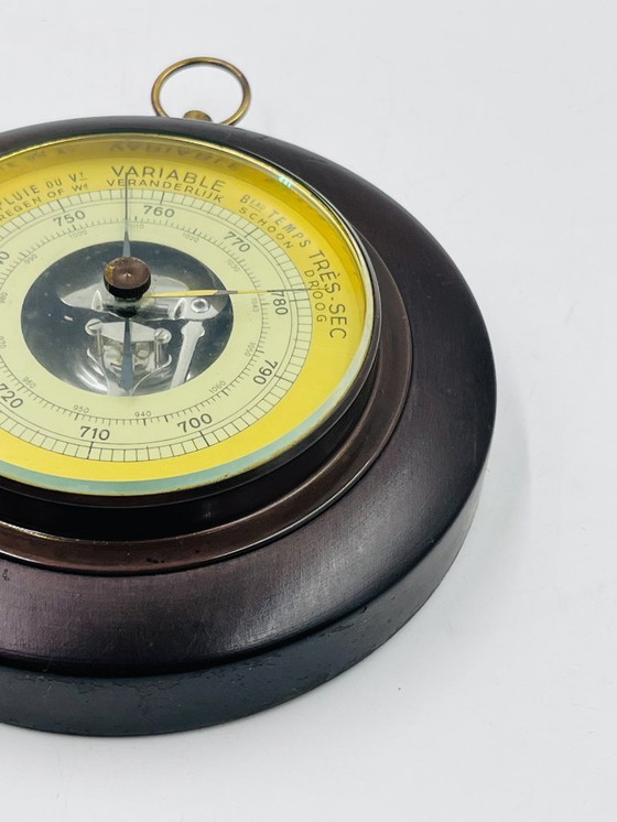 Image 1 of Vintage wall barometer in wood and brass-plated metal from the 1960s