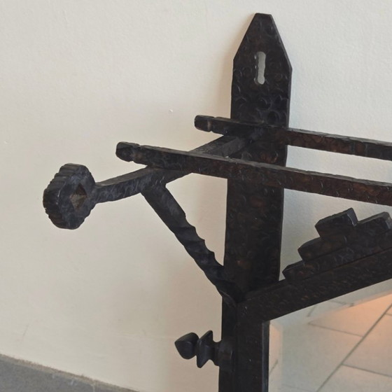 Image 1 of Perchero de pared con espejo, estilo art déco francés, años 20-30, metal martillado.
