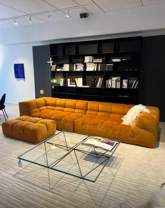 Image 1 of B&B Italia Tufty Time 109x300cm stof car. Extra Enia oker