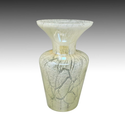 1970s Luxury handcrafted Green Vase in Murano glass by Maestro del Vetro. Made in Italy
