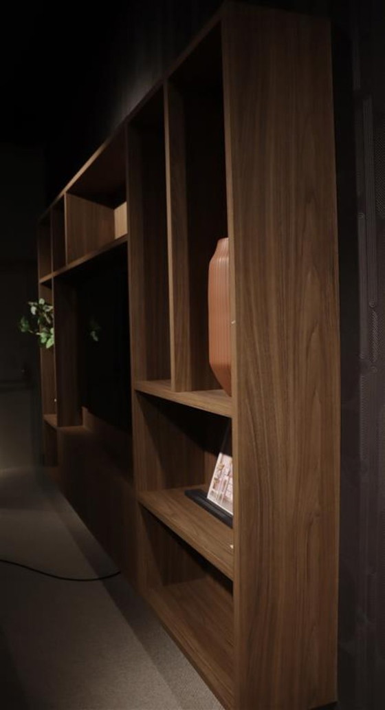 Image 1 of Meuble TV mural