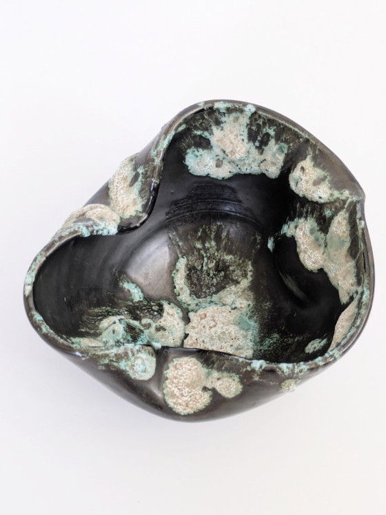 Image 1 of Bol vintage de style Vallauris, poterie de lave grasse du milieu du siècle, anthracite et vert mousse