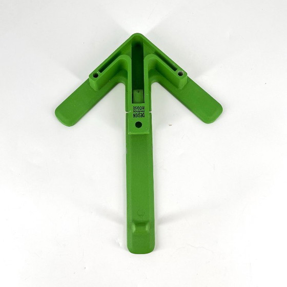 Image 1 of Lot de 2 cintres Arrow par Gustav Hallén pour Design House Stockholm