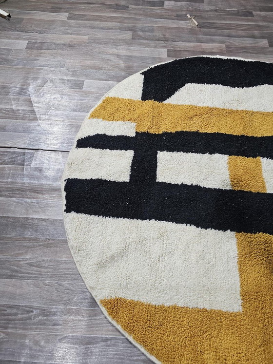 Handmade Round Rug in Natural Wool 200/200cm, Rugs & carpets, Black (photo 3 of 7)