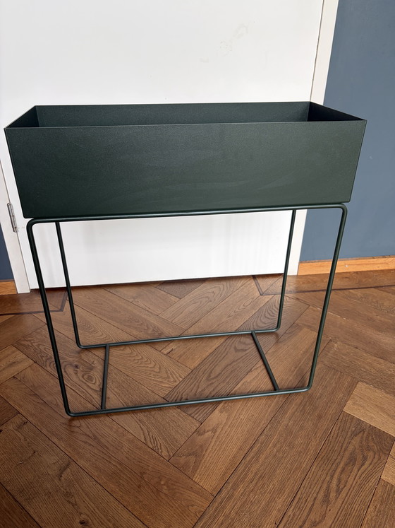 Image 1 of Ferm Living Plant Box grüner Pflanzkasten