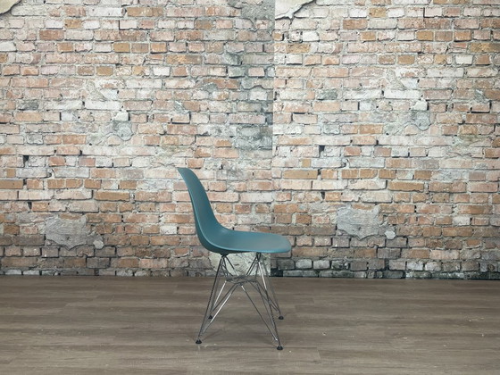 Image 1 of 2x Vitra DSR verde