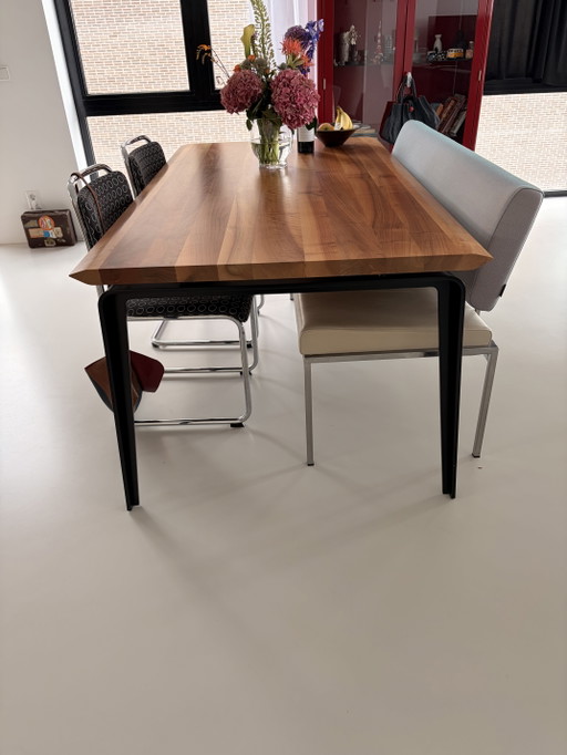 Ligne Roset Dining Table Odessa Walnut Top 180 x 98 cm. – eettafels, Wood (photo 2 of 5)