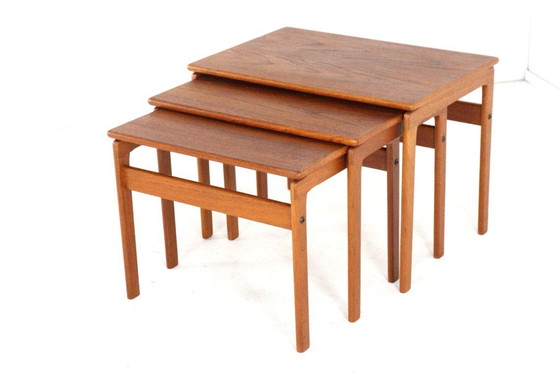 Image 1 of Tables gigognes danoises vintage « Plougslond »