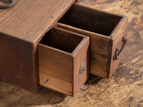 Antica scatola di legno giapponese con cassetto – Periodo Meiji–Taishō (c.1890–1920) – Armadi contenitori (photo 36 of 40)