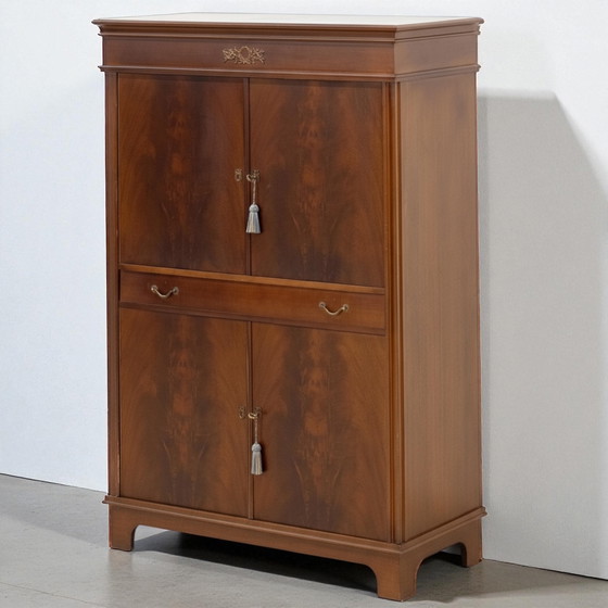 Image 1 of Armadio / guardaroba / credenza in mogano per la biancheria