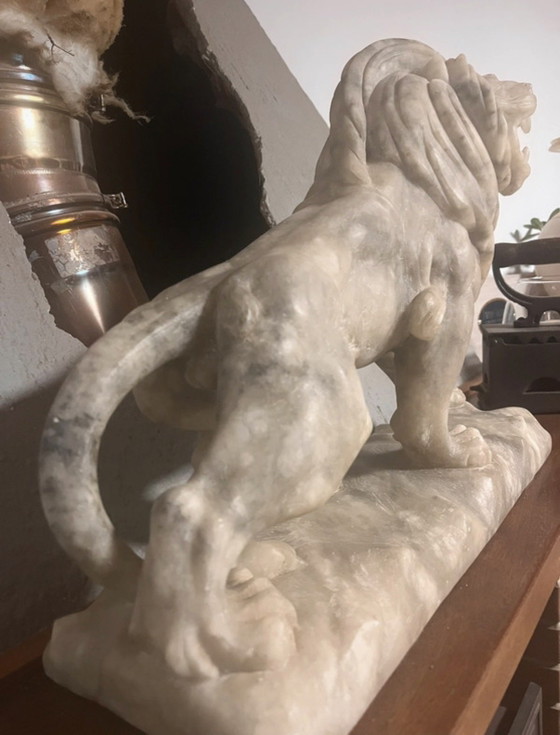Grande Sculpture de Lion Rugissant en Albâtre de Volterra – Sculpture Italienne Vintage – Other (photo 3 of 6)