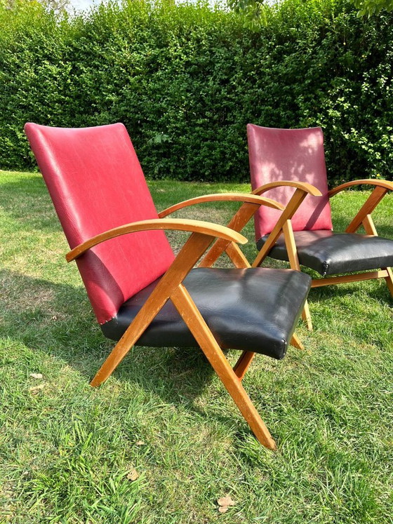 Tre sedie retrò con rivestimento rosso vino e nero – Poltrone, Legno (photo 4 of 6)