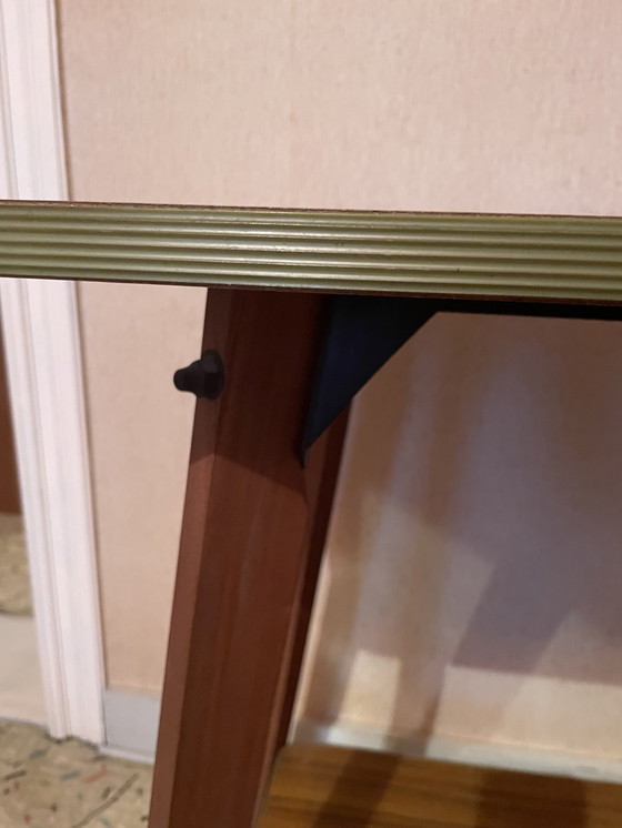 Image 1 of Table vintage