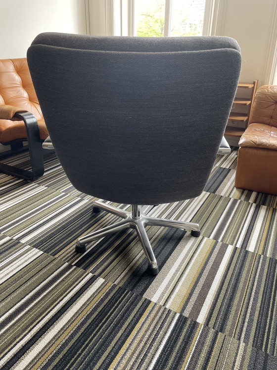 Image 1 of Artifort F154 fauteuil