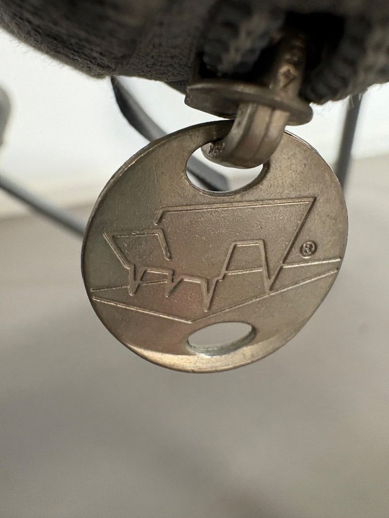 Image 1 of Geometri Slipper Chair Verner Panton