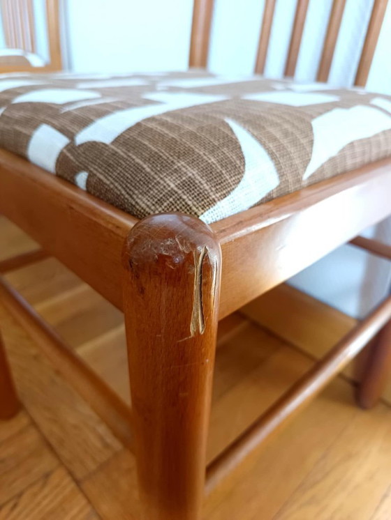 Image 1 of 3 sedie in pino e tessuto in stile vintage